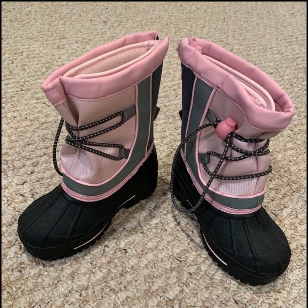 Like New Buster Brown Chill Chasers Girls’ Boots